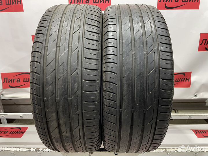 Bridgestone Turanza T001 215/55 R17