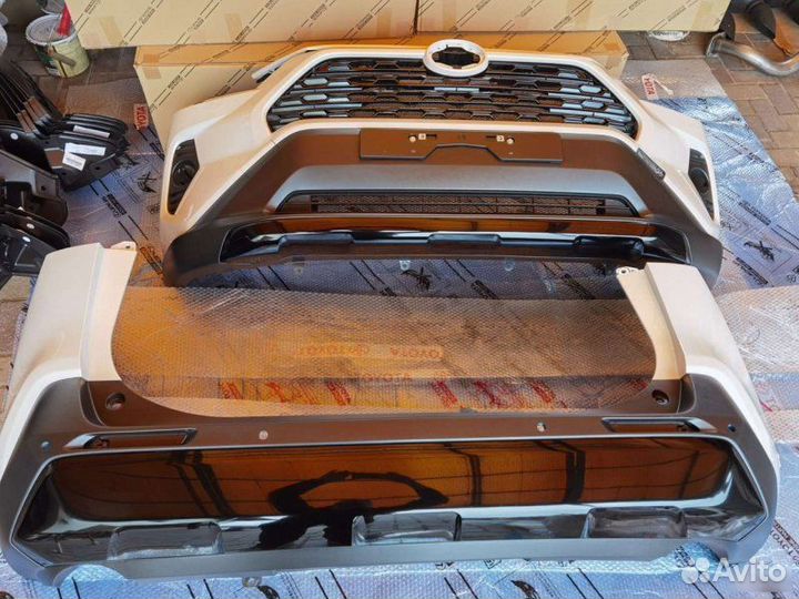 Бампер Toyota Rav4 XA50