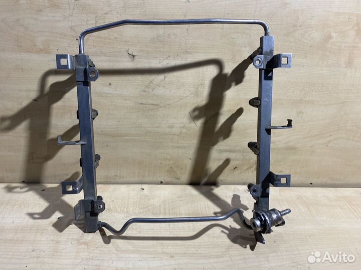 Топливные форсунки Audi A8 D2 4.2