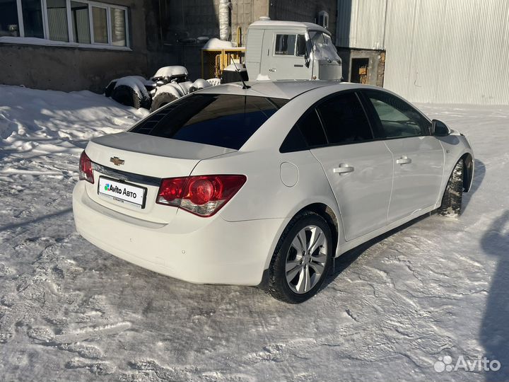 Chevrolet Cruze 1.6 AT, 2010, 136 000 км