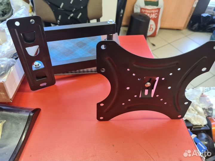 Кронштейн для телевизора