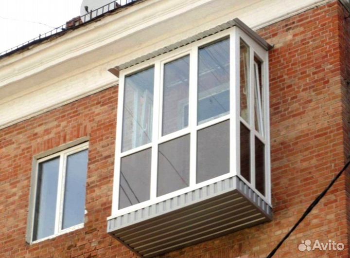 Остекление и отделка балконов