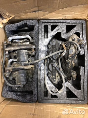 Продам б/у суппорта на Тойота LC 200