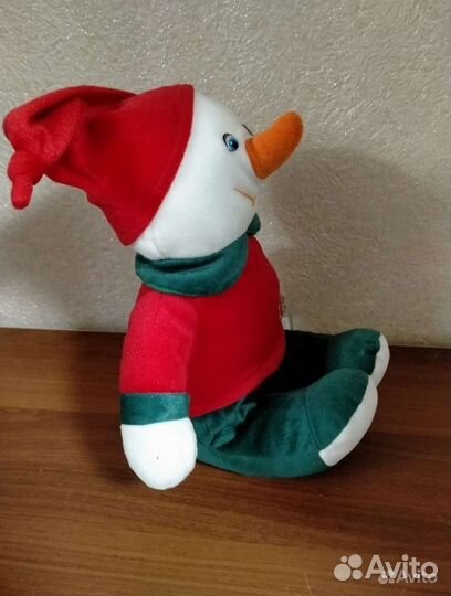 Новогодняя мягкая игрушка Снеговик