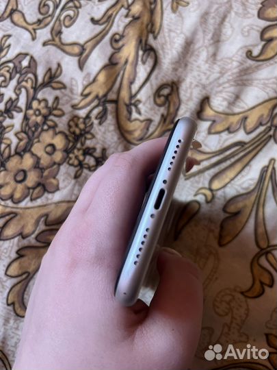 iPhone 11, 256 ГБ