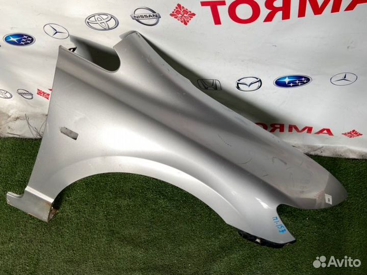 Крыло переднее правое Honda Civic 4D