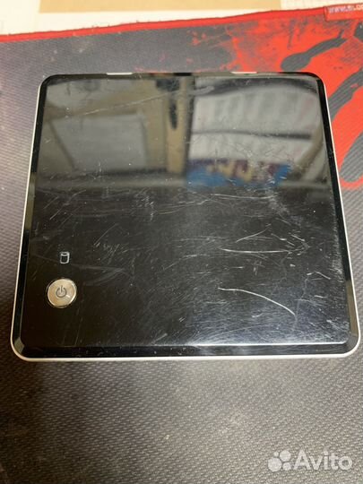 Неттоп Intel NUC NUC5cpyh 8/120