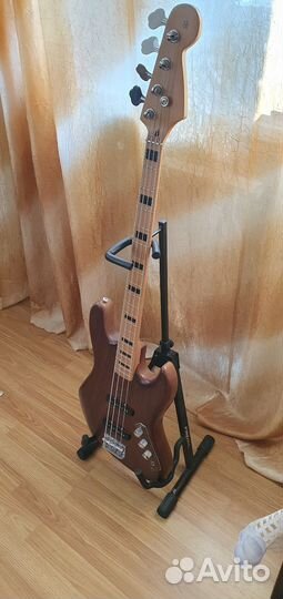 Бас Гитара
