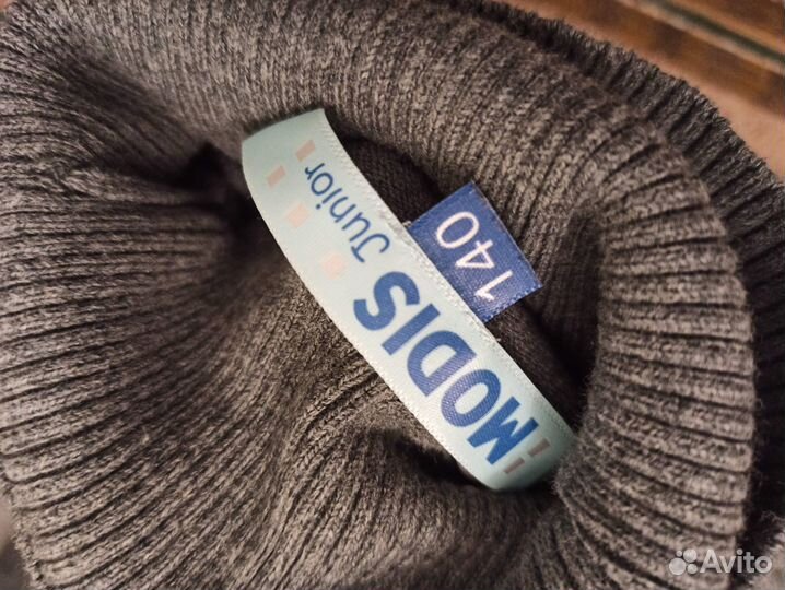 Серый свитер на мальчика 140 см