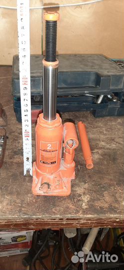 Домкрат гидравлический бутылочный 2т
