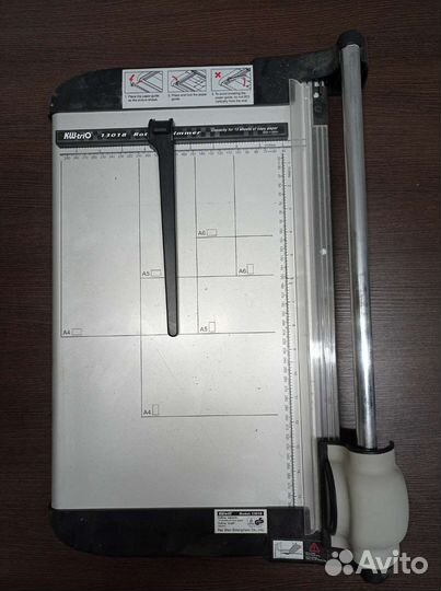 Резак для бумаги роликовый А3-А2