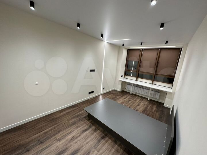 4-к. квартира, 130 м², 23/24 эт.