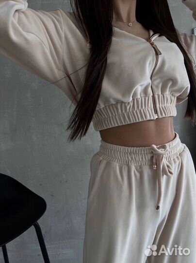 Женская одежда и обувь оптом