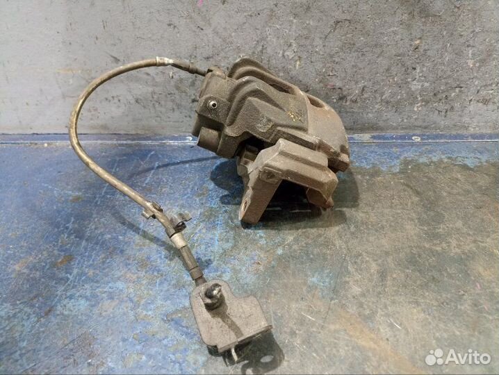 Суппорт передний левый Jaguar Xf X250