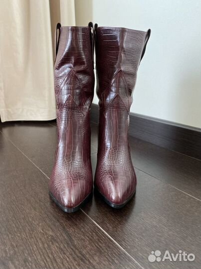 Винные казаки 39-39,5р (новые)