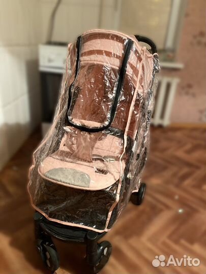 Детская прогулочная коляская