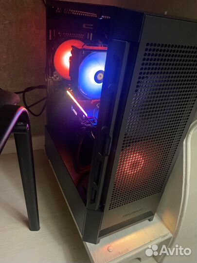 Обменяю на ваш ноут, или телефон