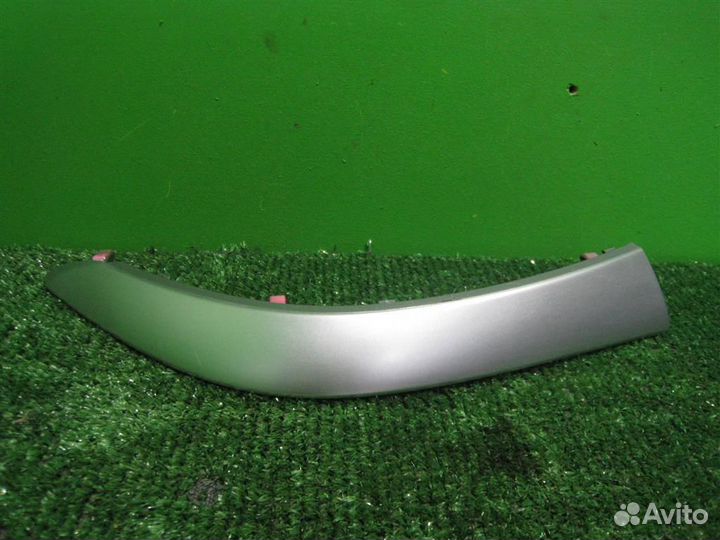 Накладка торпедо правая Toyota Auris E150 2010