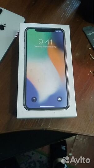 iPhone X, 64 ГБ