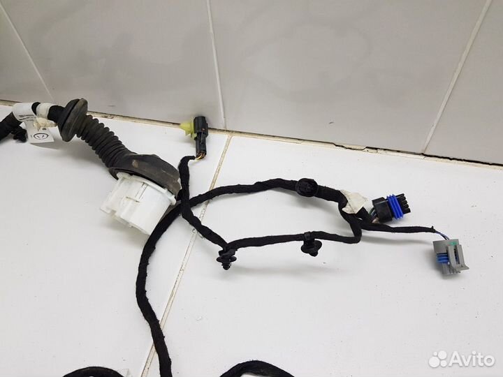 Электропроводка двери передняя левая