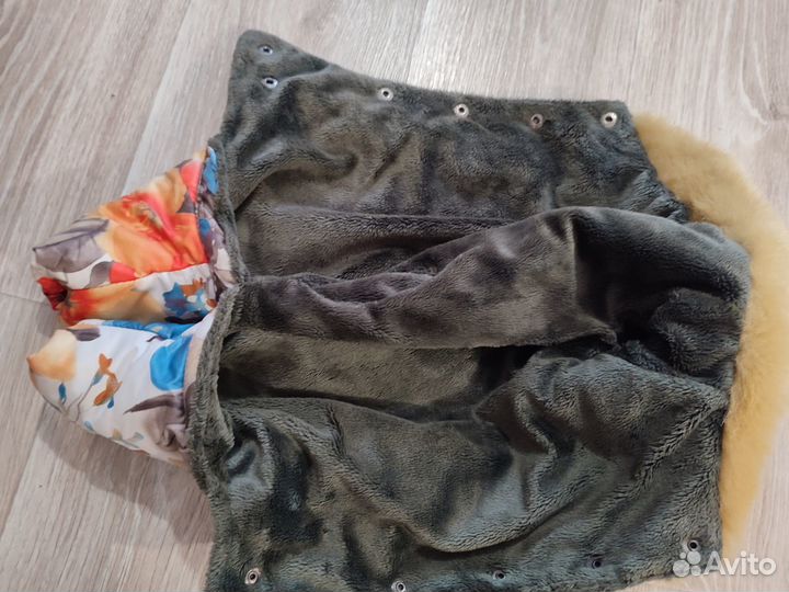 Комбинезон (пуховик)для собаки. Новый