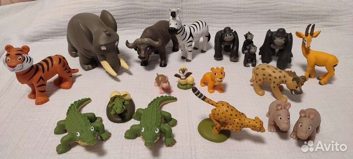 Бронь Животные саванны Деагостини