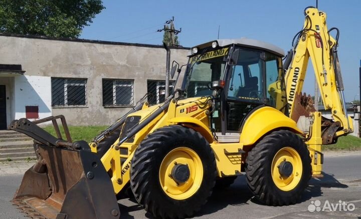 Кузовное левое стекло,каленое на new holland 90