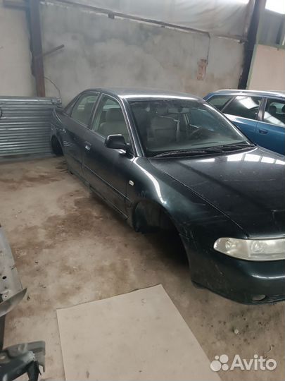 Разбор audi a4 б5 1.6 бензин