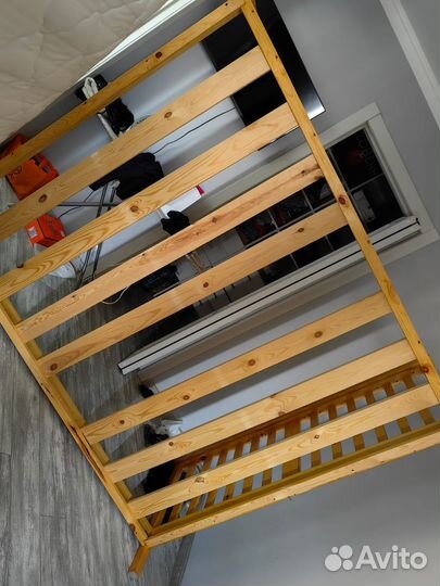 Кровать двухспальная бу