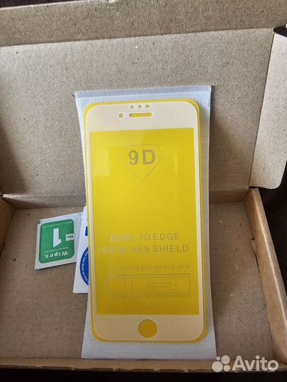 Защитное стекло iPhone 8