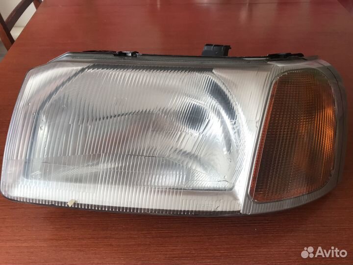 Продаю фару ленд ровер фрилендер