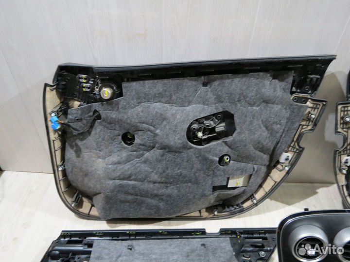 Комплект обшивок Mercedes Benz W205