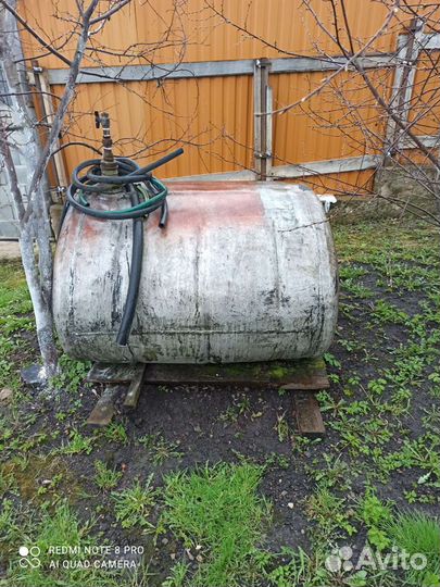 Продам ëмкость