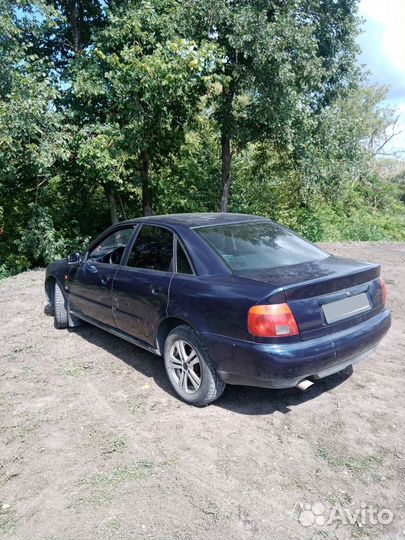 Audi A4 1.6 МТ, 1995, 517 000 км