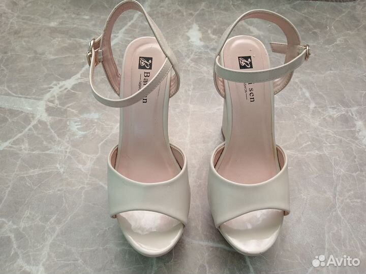Босоножки женские размер 36