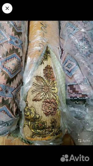 Ткань, тесьма, стразы, пуговицы