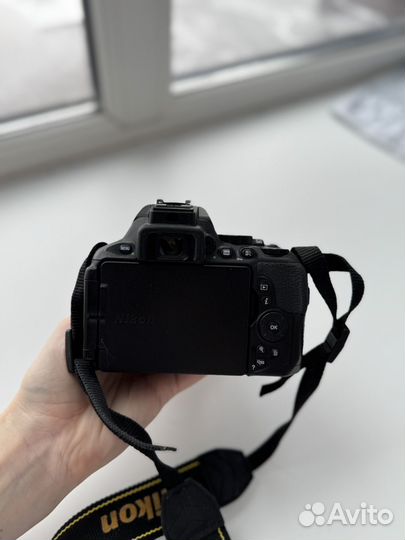Фотоаппарат nikon d5600 + kit 18-55mm