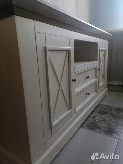 Комод из массива