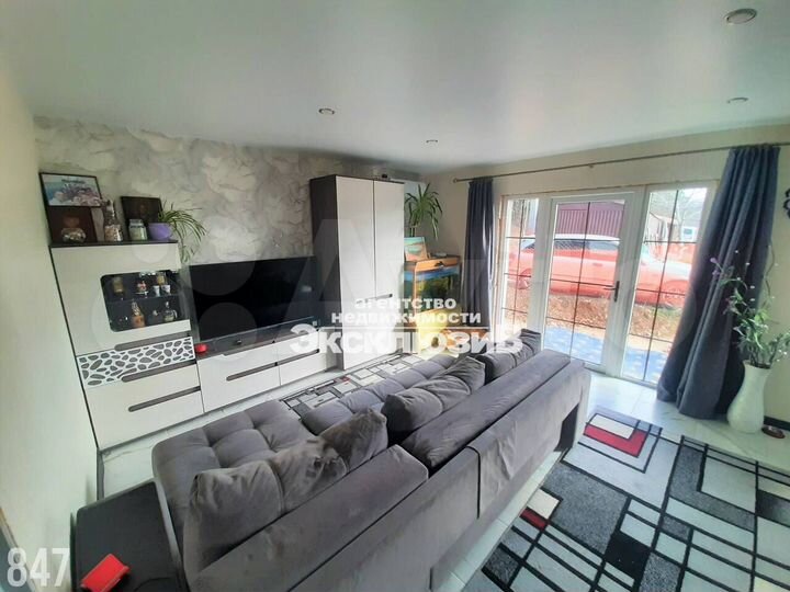 Дом 122 м² на участке 4,4 сот.