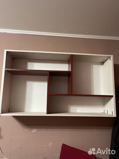 Полка книжная настенная