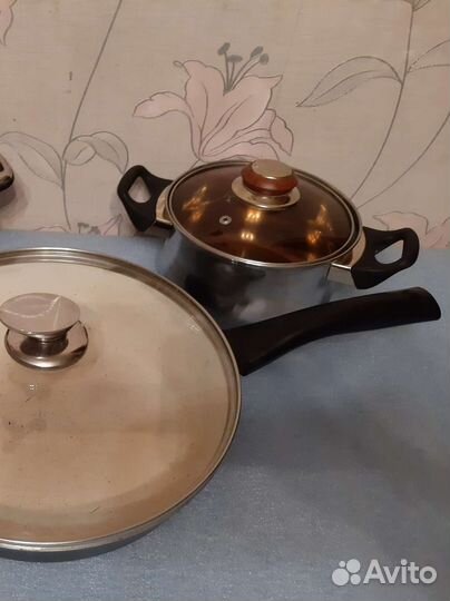 Кастрюли 1шт (1,5л) и сковорода