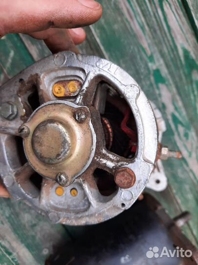 Генератор Г12-Х 12В 18А газ 21 Волга