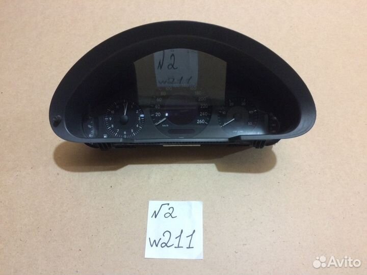 Панель приборов Mercedes W211
