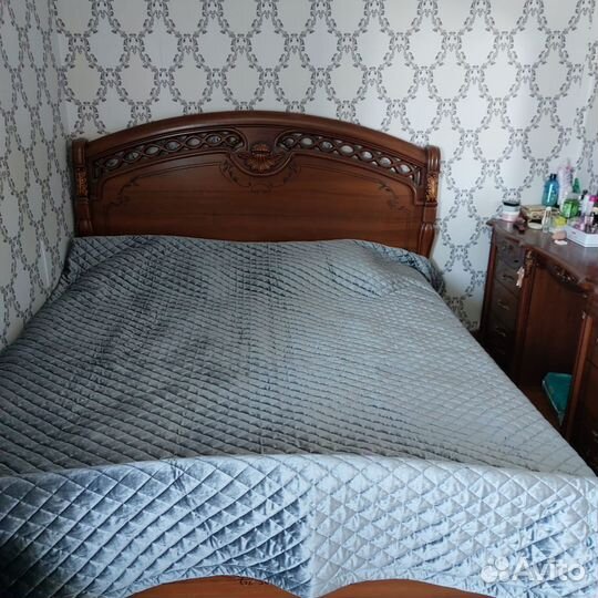 Спальный гарнитур новый