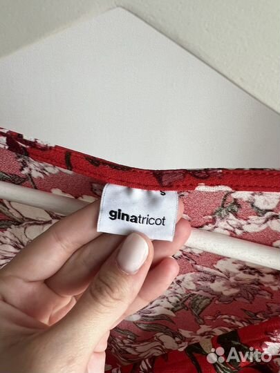 Кофточка женская