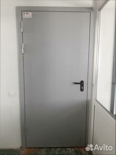 Дверь металлическая