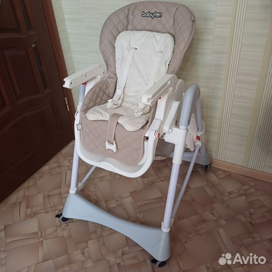 Стульчик для кормления babyton