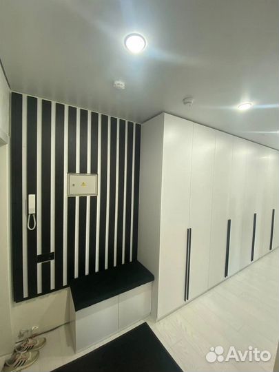 Большой шкаф