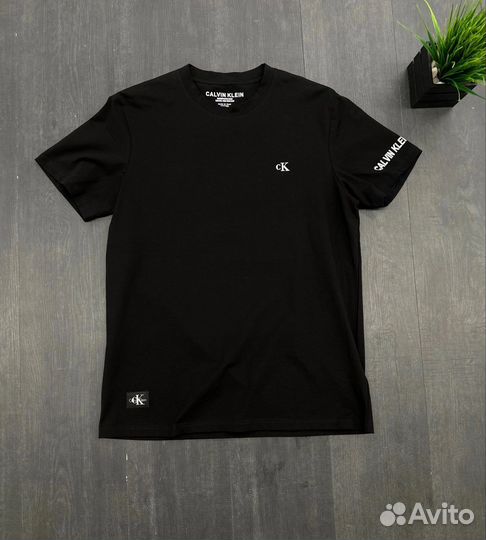 Футболка Calvin Klein