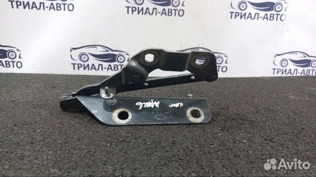 Петля капота правая Land Rover Freelander 2 2.2L